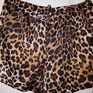 Cheatah shorts (cute)